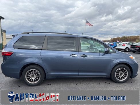 Used 2016 Toyota Sienna L image 6