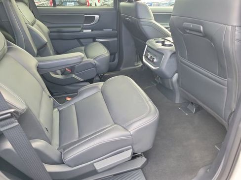 New 2026 Ford Expedition Platinum w/ Stealth Appearance Package AWD/4WD image 19