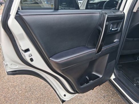 Used 2021 Toyota 4Runner Venture image 16