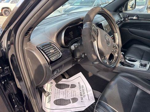 Used 2020 Jeep Grand Cherokee Overland image 15