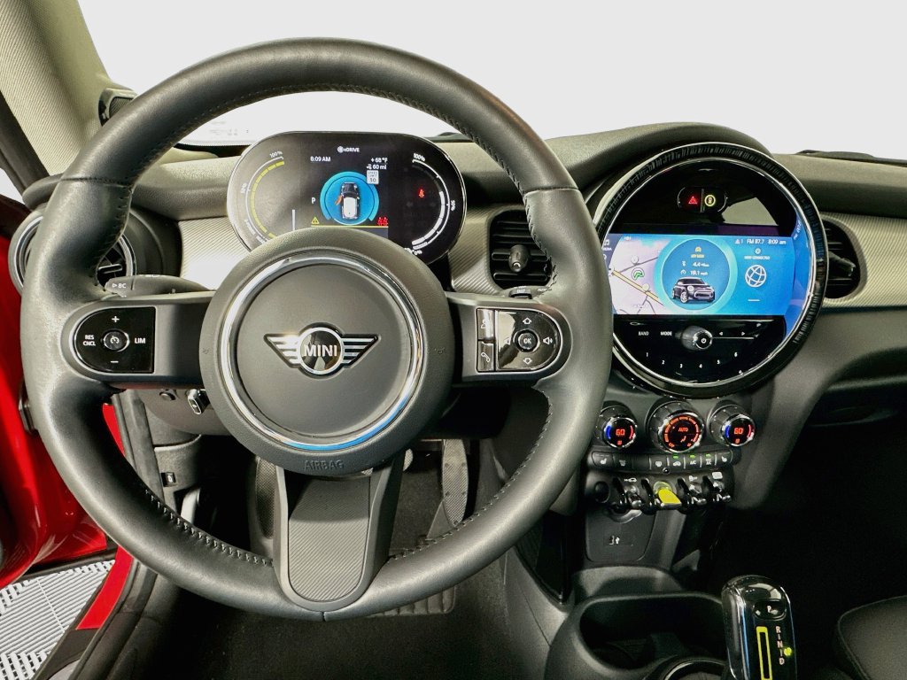 Used 2024 MINI Cooper SE FWD image 11