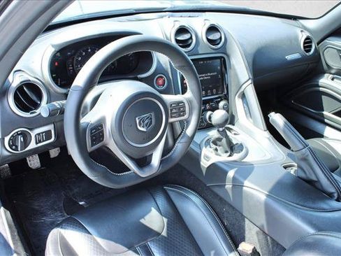 Used 2014 SRT Viper GTS w/ GTS Laguna Interior Package RWD image 17