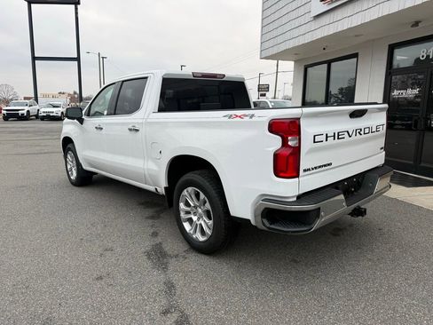 Used 2022 Chevrolet Silverado 1500 LTZ w/ LTZ Convenience Package II image 6