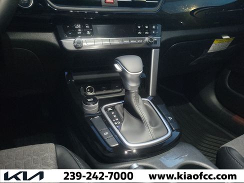 New 2026 Kia Seltos S FWD image 19