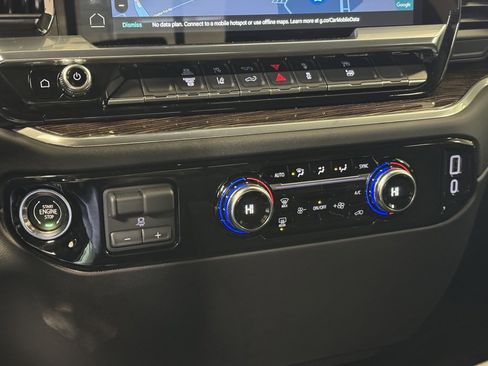 Used 2026 GMC Sierra 3500 SLE w/ Preferred Package image 35