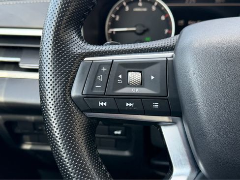 Used 2024 Mitsubishi Outlander SE image 26