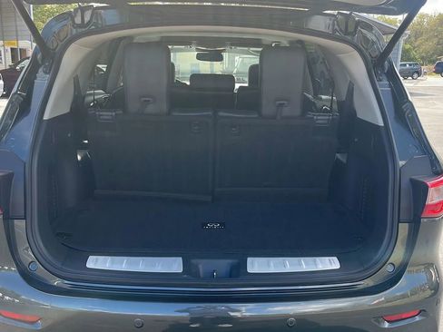 Used 2013 INFINITI JX35 AWD w/ Premium Pkg image 16