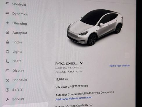 Used 2025 Tesla Model Y Long Range AWD/4WD image 18