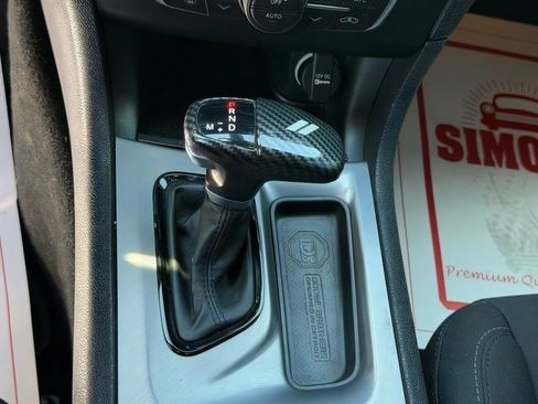 Used 2022 Dodge Charger R/T w/ Blacktop Package RWD image 25