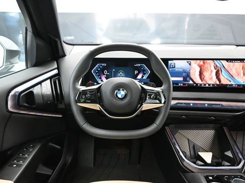 Certified 2025 BMW X3 xDrive30i w/ Convenience Package image 29