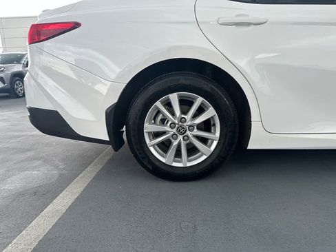 Certified 2025 Toyota Camry LE image 28