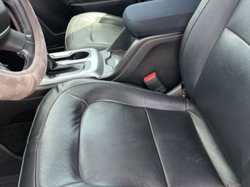 Used 2017 Chevrolet Colorado ZR2 image 12