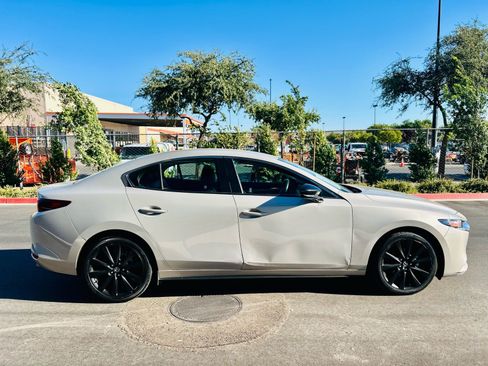 Used 2024 MAZDA MAZDA3 s FWD image 14