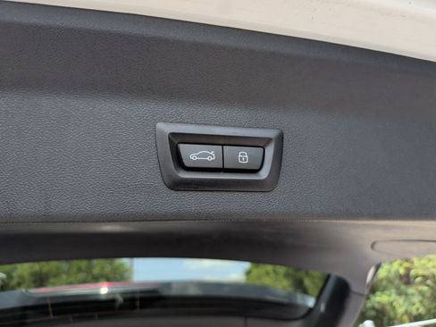 Used 2024 BMW X3 sDrive30i w/ Premium Package RWD image 37
