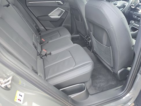 New 2025 Audi Q3 2.0T Premium image 17