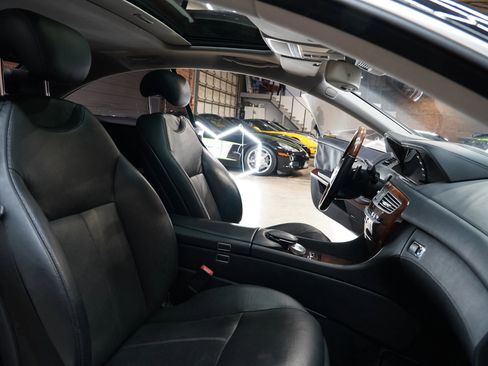 Used 2011 Mercedes-Benz CL 550 4MATIC w/ Sport Pkg Plus One image 46