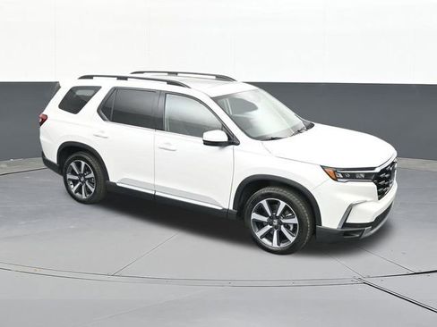 Used 2025 Honda Pilot Touring image 63