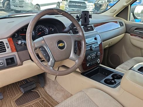 Used 2012 Chevrolet Tahoe LS w/ Convenience Package RWD image 11