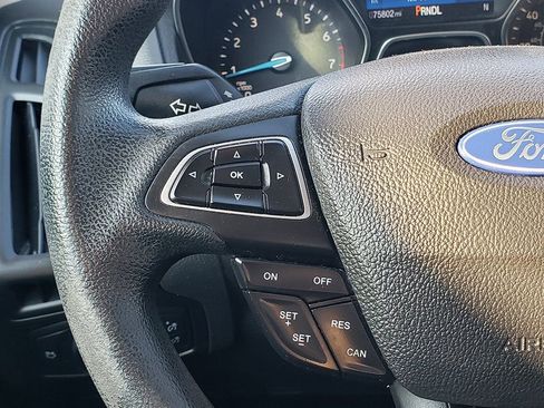 Certified 2018 Ford Focus SE image 24