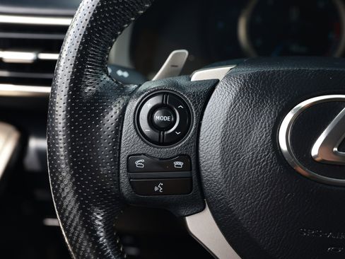 Used 2016 Lexus IS 350 RWD image 30
