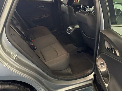 Used 2025 Chevrolet Malibu LT image 17