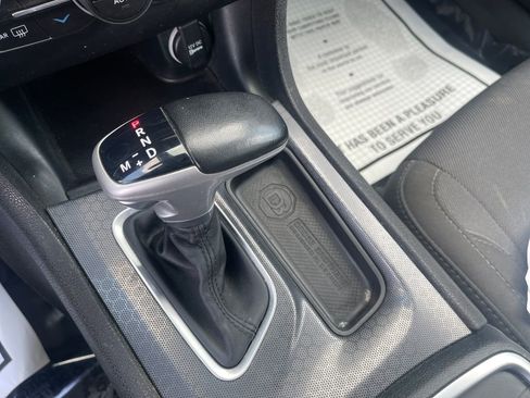 Used 2016 Dodge Charger SXT RWD image 24