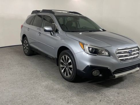 Used 2017 Subaru Outback 2.5i Limited AWD/4WD image 1