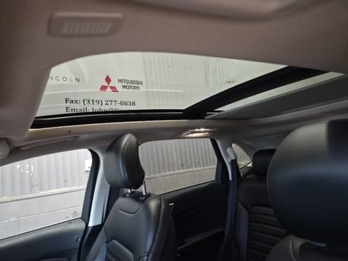 Used 2019 Ford Edge SEL w/ Convenience Package AWD/4WD image 17