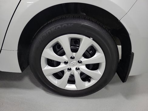 Certified 2026 Toyota Corolla LE FWD image 20