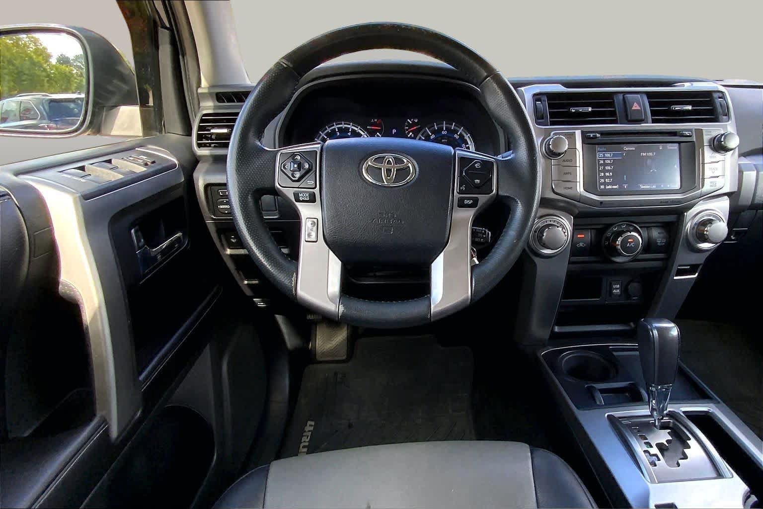 Used 2016 Toyota 4Runner SR5 Premium RWD image 6