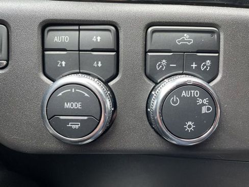 Used 2024 GMC Sierra 1500 SLE AWD/4WD image 21