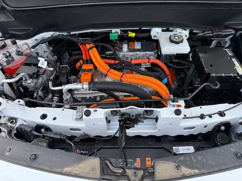 New 2027 Chevrolet Bolt LT w/ Comfort Package FWD image 20