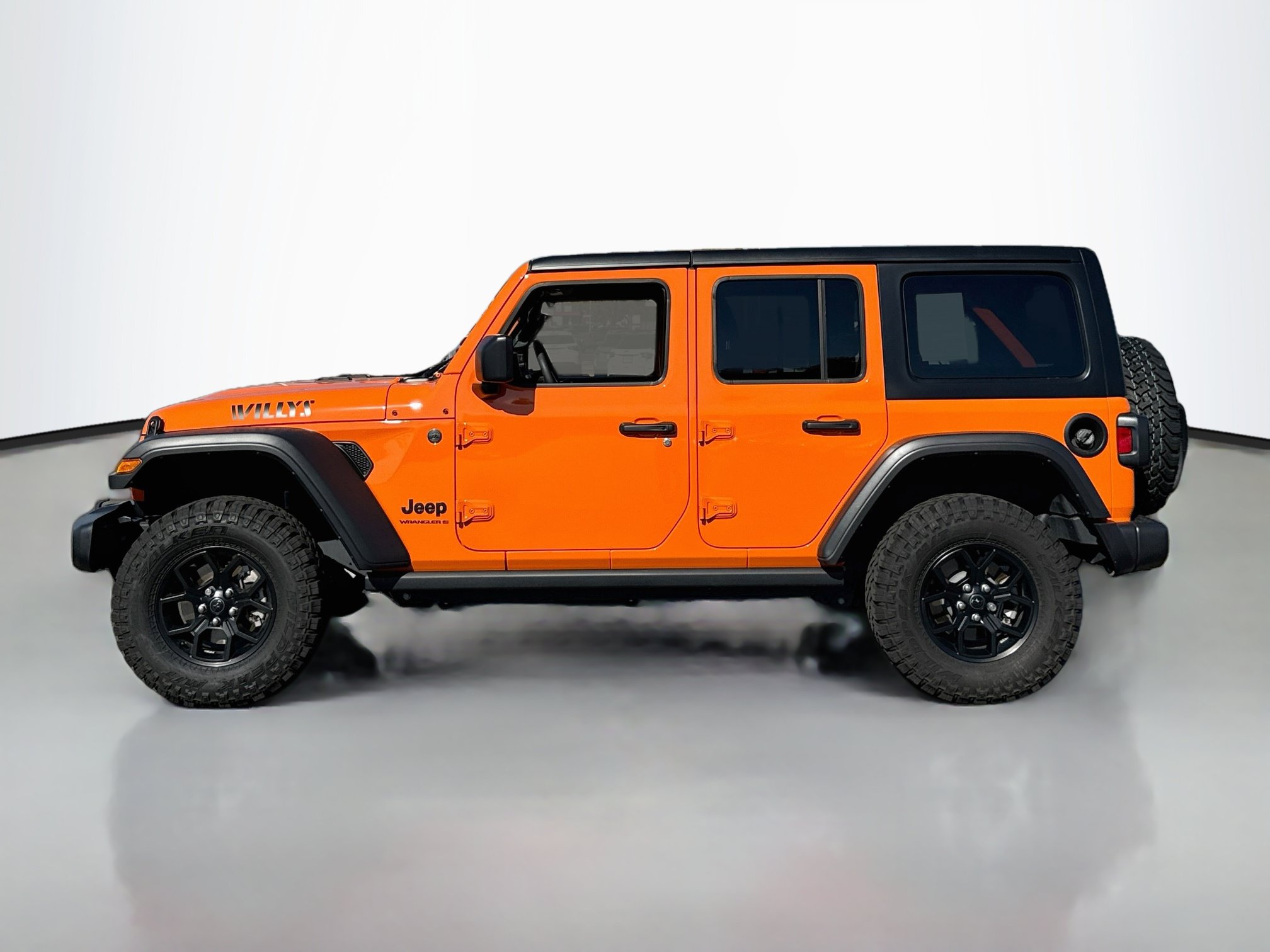 Used 2025 Jeep Wrangler Unlimited Sport AWD/4WD image 4