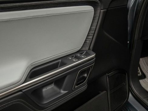 Used 2023 Rivian R1S Adventure image 29