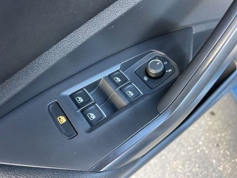 Used 2021 Volkswagen Jetta S w/ Driver Assistance Package image 26