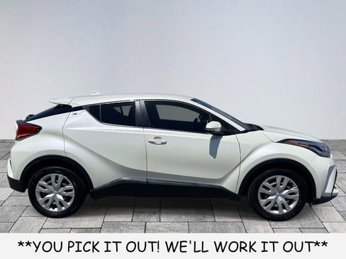 Used 2021 Toyota C-HR LE FWD image 8