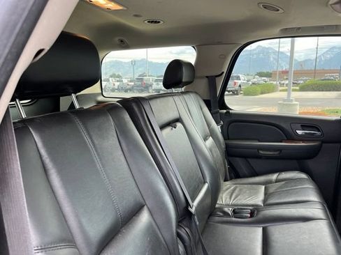 Used 2007 Chevrolet Tahoe LTZ w/ LTZ Preferred Equipment Group AWD/4WD image 31