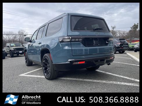 New 2026 Jeep Grand Wagoneer Limited AWD/4WD image 3