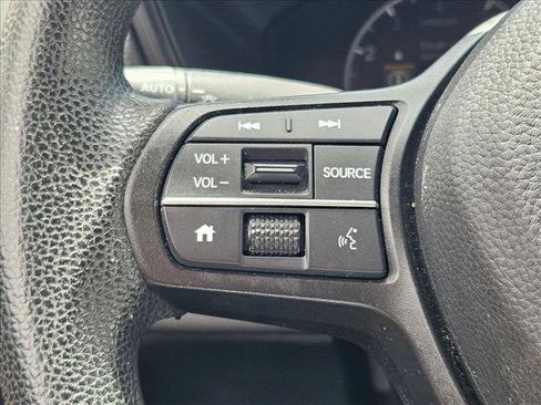 Used 2024 Honda CR-V LX image 12