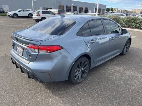 Used 2025 Toyota Corolla SE image 5