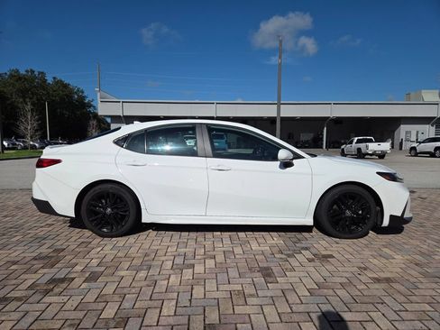 Certified 2025 Toyota Camry SE w/ Convenience Package FWD image 12