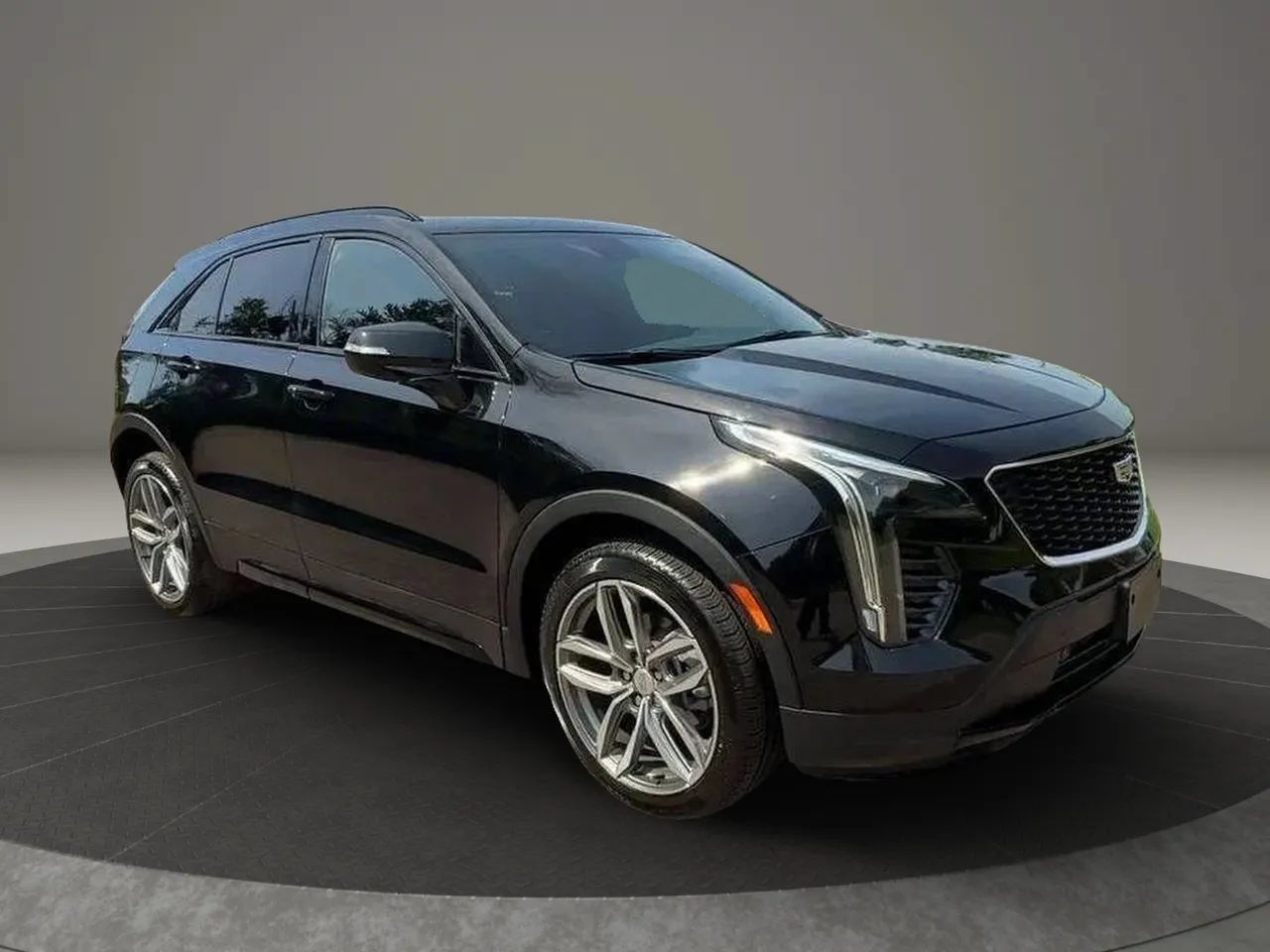 Used 2023 Cadillac XT4 Sport AWD/4WD image 5