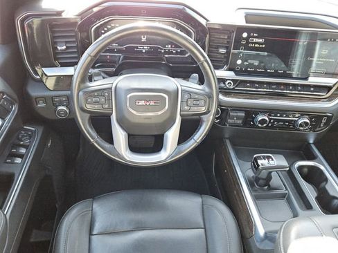 Used 2022 GMC Sierra 1500 Elevation w/ Elevation Premium Package image 11