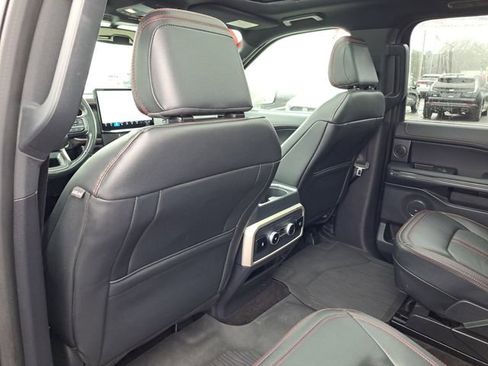 Used 2022 Ford Expedition Limited w/ Equipment Group 303A AWD/4WD image 22