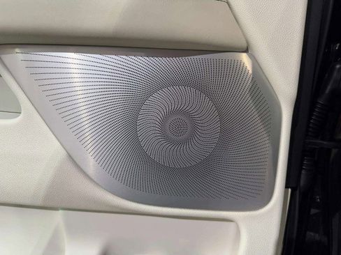 Used 2020 Lincoln Navigator L Black Label w/ Cargo Convenience Package image 23