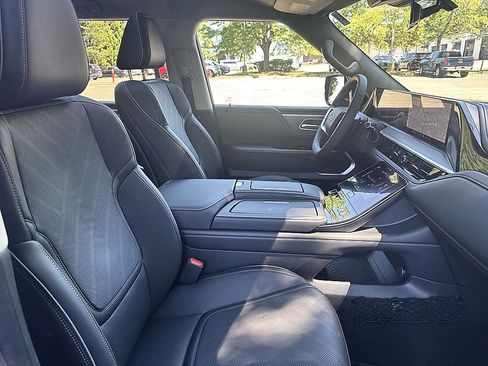 New 2026 INFINITI QX80 Luxe RWD image 21