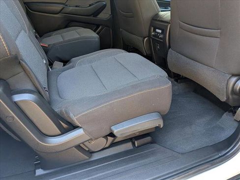 Used 2018 Chevrolet Traverse LT AWD/4WD image 17