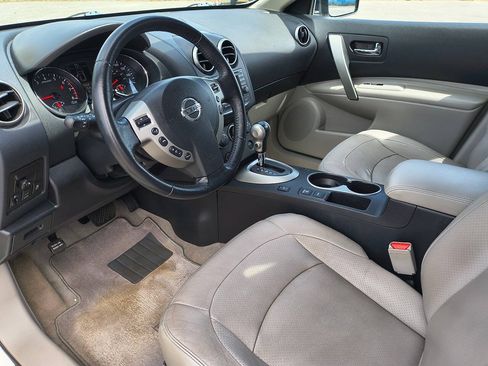 Used 2013 Nissan Rogue SL AWD/4WD image 9
