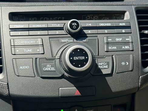 Used 2013 Acura TSX w/ Technology Package FWD image 22