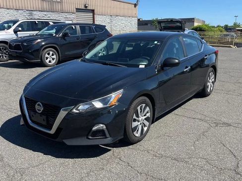 Used 2019 Nissan Altima 2.5 S FWD image 1